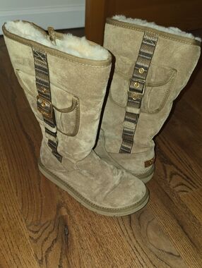 UGG Suede Boots in Chestnut with Side Zip & Pocket/Buckle Detail Gold Logo Plate